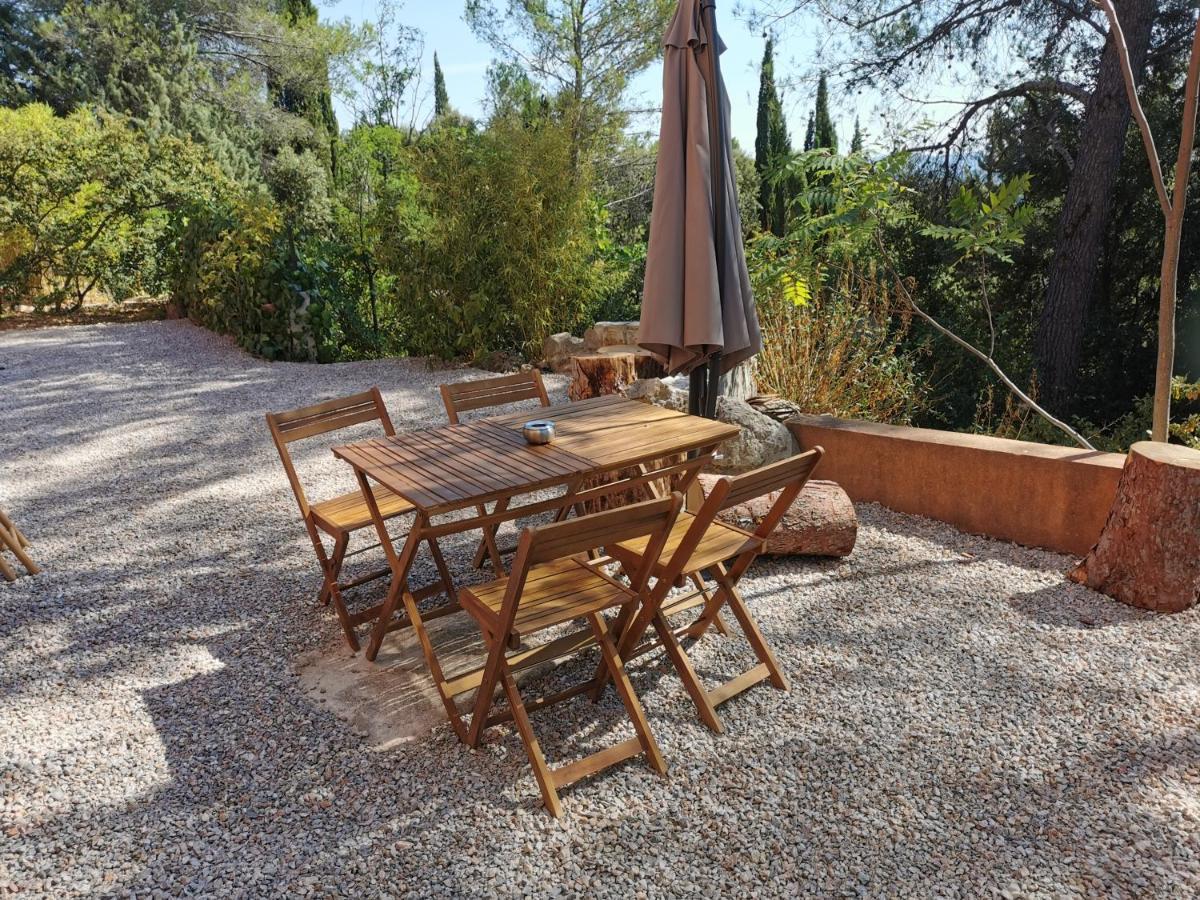 Appart Pins&parasol, piscine chauffée et bain à remous Taradeau Extérieur photo